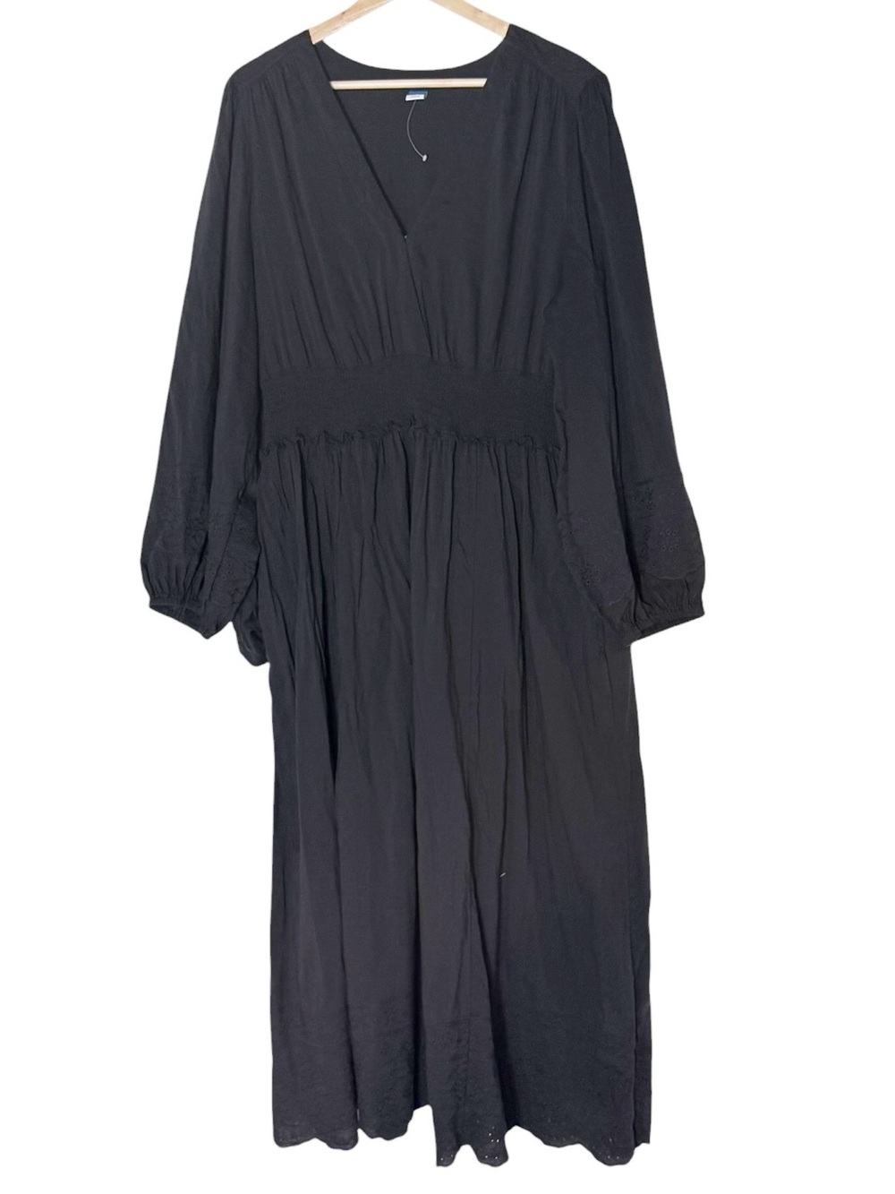 Old Navy Plunge V Neck Long Sleeve Embroidered Smocked Waist Black Midi Dress XL